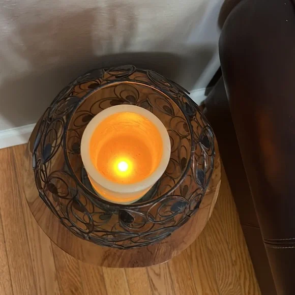 🎉Host Pick🥰💕❤️Beautiful Large Flameless Candle in Metal Basket - Picture 11 of 16